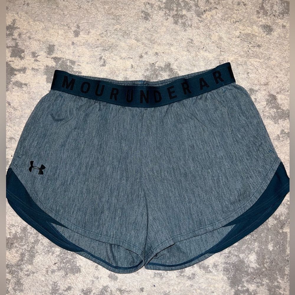 UNDER ARMOUR SHORTS